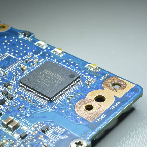 Orion's sword in heavy atoms